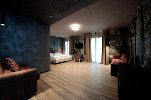 Hotel Crimea - image 5