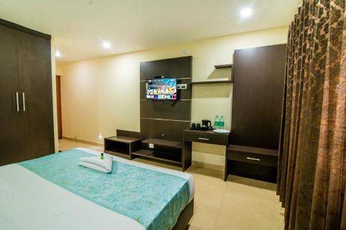 Deluxe Double Room image 1