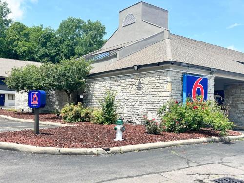 Studio 6 Suites Dayton OH Englewood - image 14