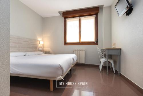 Hotel Playa Poniente - image 6