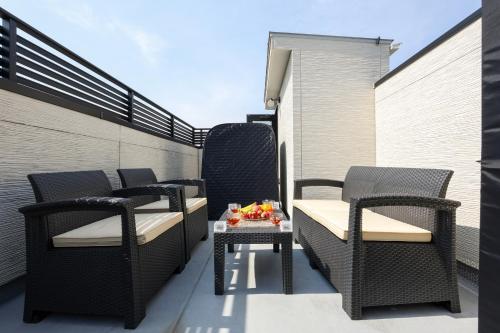 Balcony/terrace, ナゴヤドーム前矢田駅徒歩3分 レース体験 テントサウナ 最大4名宿泊 in Daiko