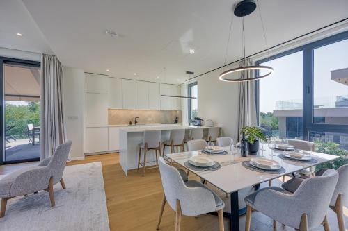 مطبخ, Petram Resort & Residences in آومجا