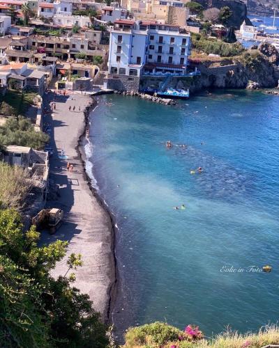 Poseidone, Città di Lipari (foto 2)