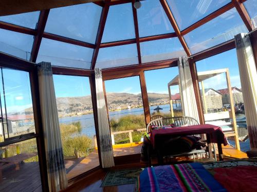 Uros Titicaca coila lodge in Uros Islands