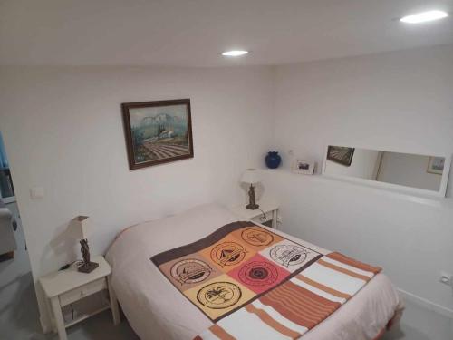 Apartment with garden and pool in Boisset-et-Gaujac