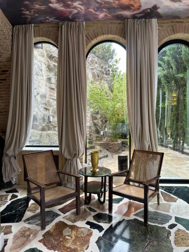 Castle in Old Town – Tbilisi, MA