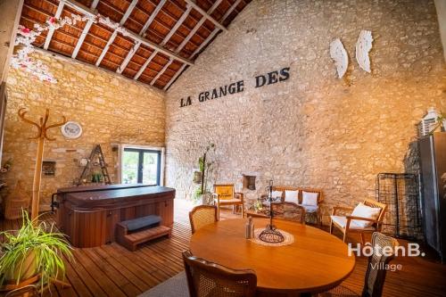 Rouge Tanin Cottage Private Spa Nature & Authentic Charm on a Dordogne in Nojals-et-Clotte