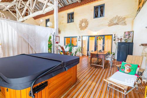 Douce Campagne Cottage Private Spa in Nojals-et-Clotte