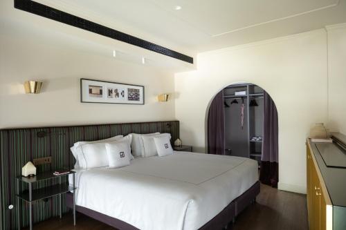 Palazzo Talìa - Small Luxury Hotels of the World - image 11