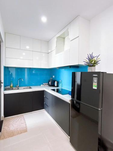 Two-Bedroom Apartment image 4