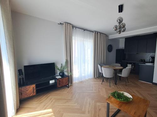 Apartament Come in