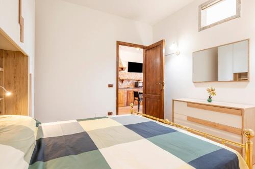 GuestHost - Bright Apartment Taormina, Taormina (photo 9)