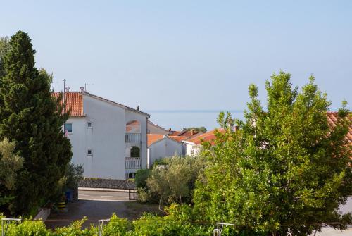 Double Room with Balcony image 1