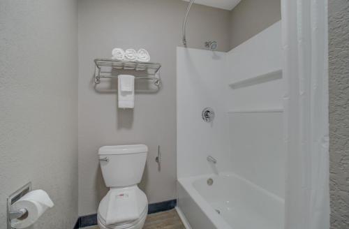 Motel 6-Venice FL - image 10