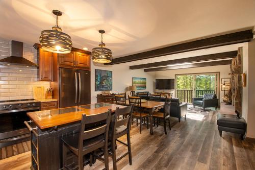 Hi Country Haus Unit 2121 in Winter Park