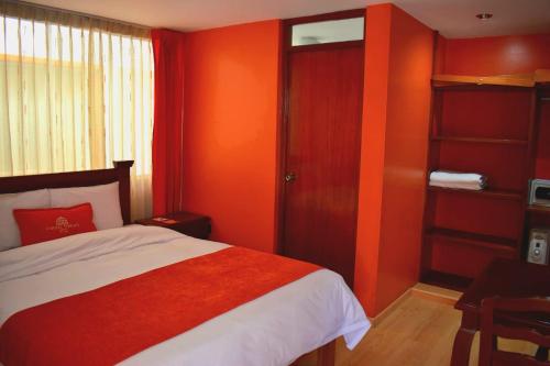 Double Room image 4