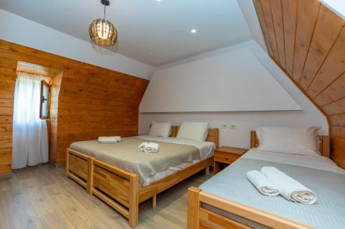Bujtina Berishta Theth – Theth, KY