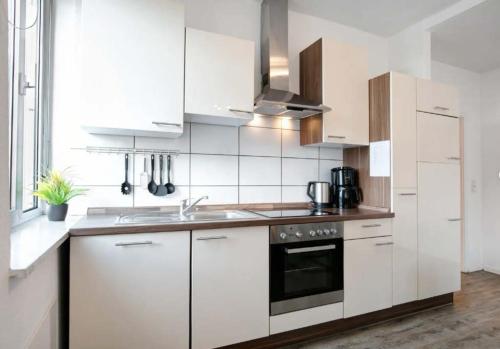 Berlin Central Premium Apartments for Groups - image 13