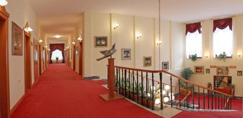 Garni Hotel Park - image 13