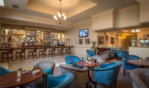 Bar/Bekleme Salonu, Kilkenny River Court Hotel in Kilkenny