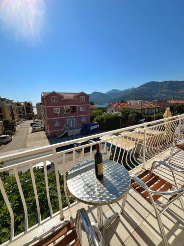 A szálláshely kívülről, Apartments Dosljak in Donja Lastva