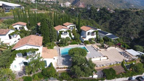 Residence Terra Rossa Taormina - image 14