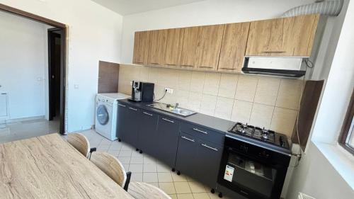 M Luxury Apartment - image 2
