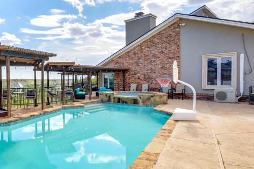 Outdoor Oasis with Lake Views Ransom Canyon Retreat