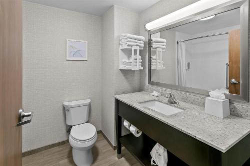 Hampton Inn & Suites Baltimore/Woodlawn - image 10