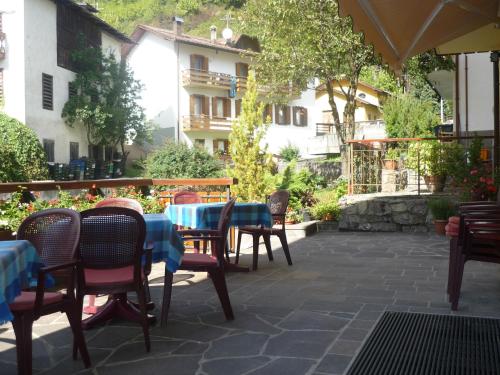 Albergo Iris - image 9
