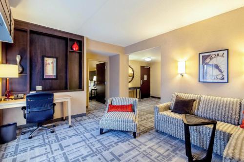 Cambria Hotel Pittsburgh - Downtown - image 11