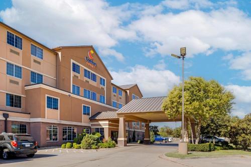 Comfort Suites Waco North