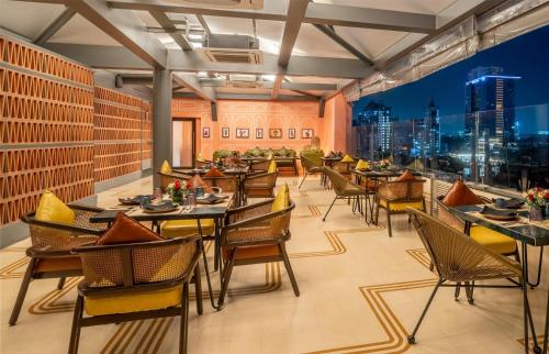 St. Mark's Hotel Bengaluru, a member of Radisson Individuals - 레스토랑