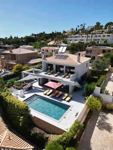 Casa Talay 4 Bedroom Pool Villa - Meia Praia Beach, Lagos