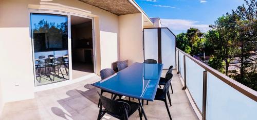 LE 209, 3min à pieds de la Plage, tout confort, Terrasse, 2 Parking privée, Vias (fotografie 3)