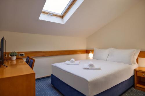 Economy Double Room room in Hotel Selce