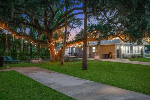 Nature Coast Getaway #3 - Charming 2 Bedroom in Homosassa Springs, USA