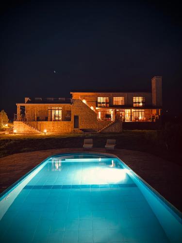 Zamani Bush House