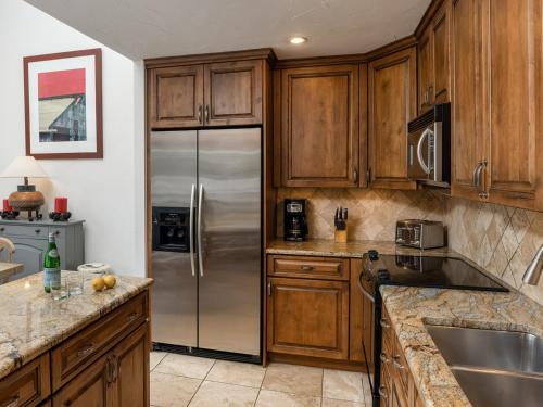 Three-Bedroom Standard Apartment