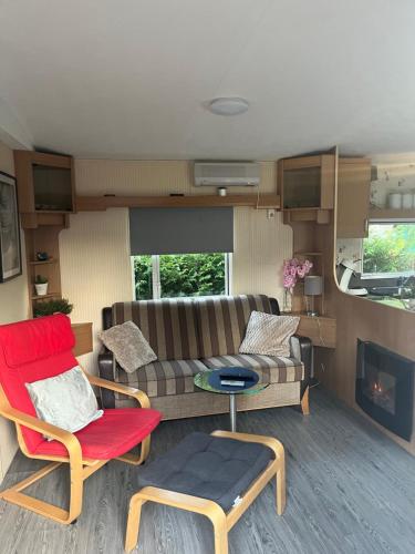 Comfortabel Chalet 015 in Schoonloo inclusief Fietsen & Airco!