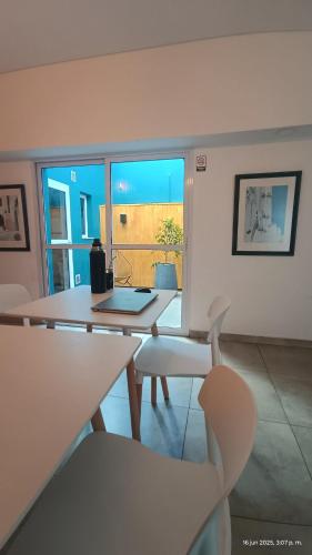 Létesítmények, La Via Hostel in Neuquen