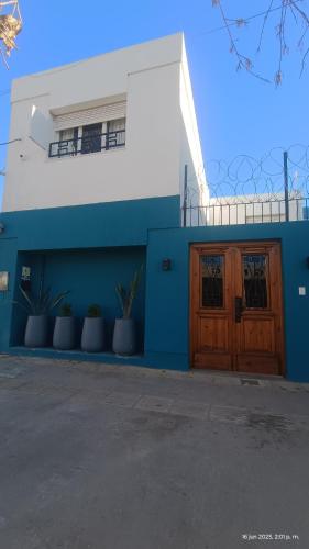 A szálláshely kívülről, La Via Hostel in Neuquen