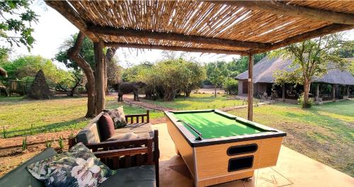 Iekārtas, Thornicroft Lodge - South Luangwa in Kakumbi