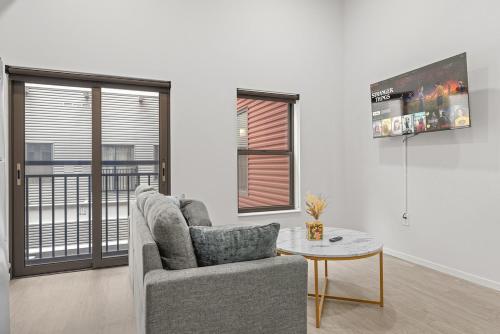 Luxury Condo l DT l Playhouse Square l Sofa Bed, Cleveland (foto 9)