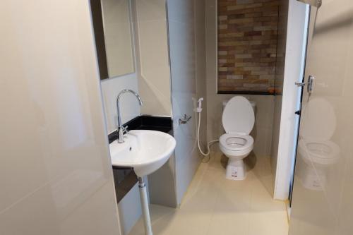 Well-appointed bathrooms