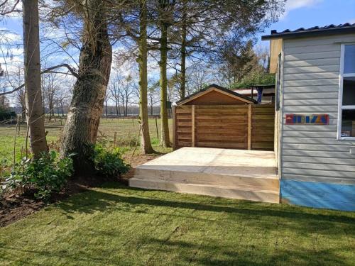 Ibiza chalet in natuurlijke omgeving in เบอร์เกน ออบ ซูม