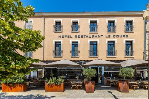 . Logis Hôtel Restaurant Le Cours