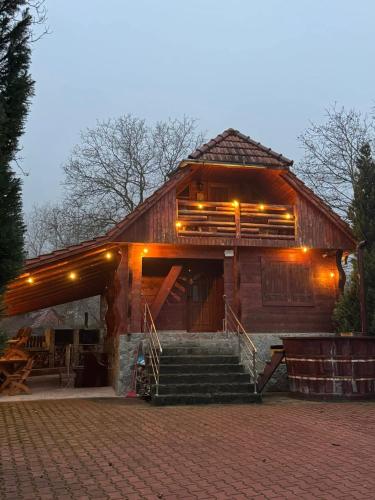 Cabana Patru Anotimpuri in Valea Manastirii