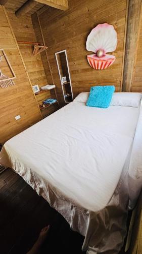 1 queen bed