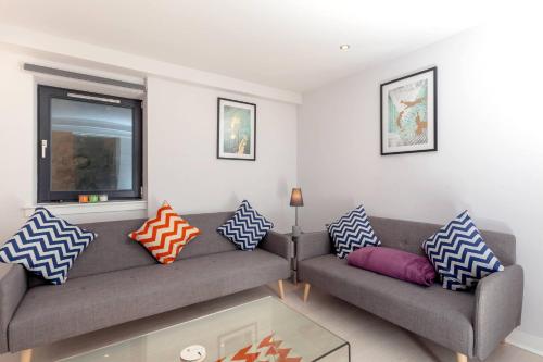 Walk Everywhere -Top Rated Flat on The Royal Mile., Edinburgh (Foto 4)